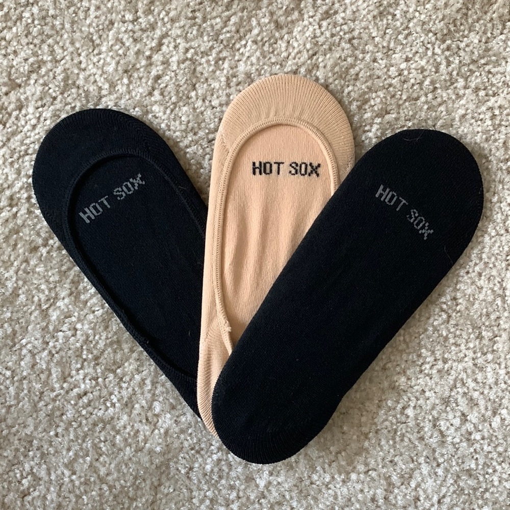 3 pairs of no-snow Hot Sox